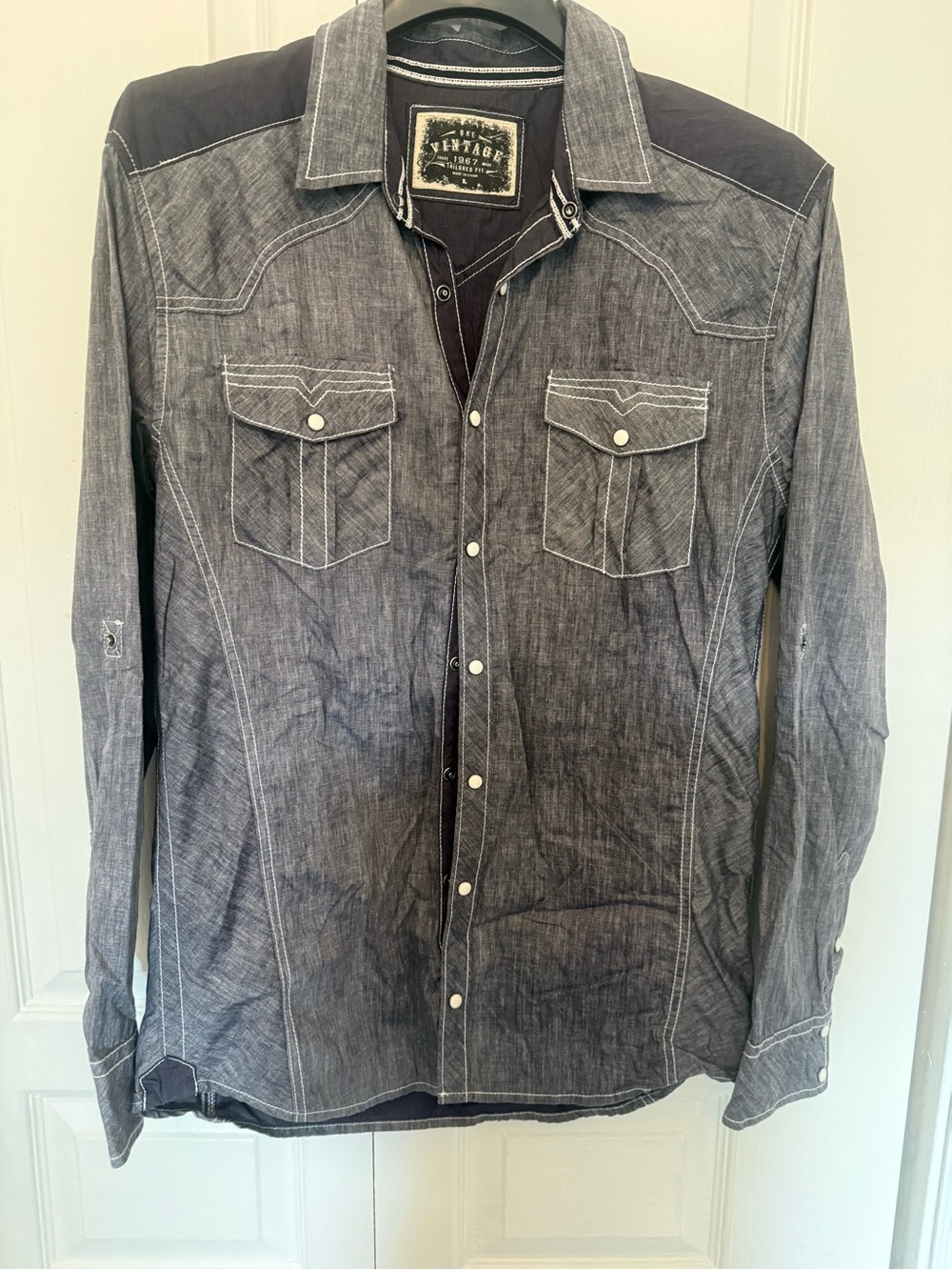 EUC BKE men’s edgy tailored fit snap shirt grey black with contrast stitching L